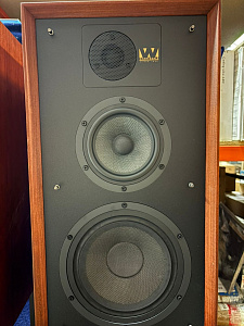 Полочная акустическая система со стойками Wharfedale 85th Anniversary Linton with stands Цвет: Красное Дерево [MAHOGANY]