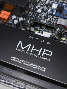 Устройство "все-в-одном"Moon by Simaudio 371 Цвет: Двухцветный [2-Tone]