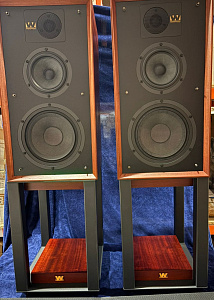 Полочная акустическая система со стойками Wharfedale 85th Anniversary Linton with stands Цвет: Красное Дерево [MAHOGANY]