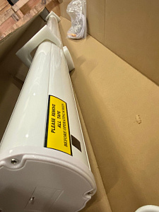 Экран настенный с электроприводом Digis DSEES-16904W_70 Экран настенный с электроприводом Digis DSEES-16904W_70