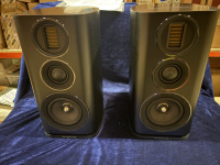 Полочная акустическая система  Wharfedale EVO 4.2