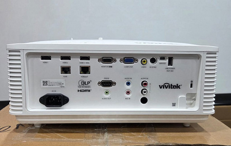 Проектор Vivitek DU4871Z Проектор Vivitek DU4871Z