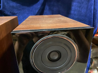 Напольная акустическая система Wharfedale Diamond 12.3 Цвет: Орех [WALNUT PEARL]