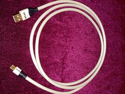 Цифровой кабель Atlas Element USB A/B Mini 1,50 м Цифровой кабель Atlas Element USB A/B Mini 1,50 м