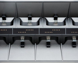 Сетевое зарядное устройство серии ULXD Shure SBC850.