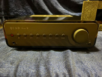 Интегральный усилитель со встроенным ЦАП QUAD Vena II. Цвет Black