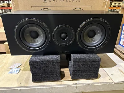 Wharfedale DIAMOND 12.Ci Цвет: Чёрный [BLACK]