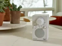 Портативный радиоприемник Tivoli PAL BT Цвет: Белый [White]