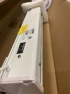 Экран настенный с электроприводом Digis DSEES-16904W_70